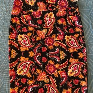NWT Cassie Skirt by Lularoe. XL.
